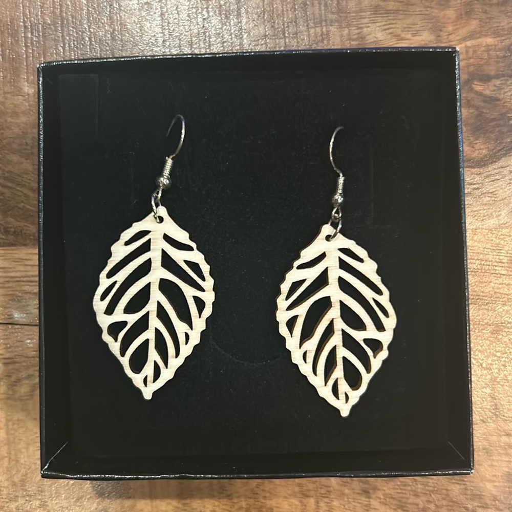Wooden leaf earrings